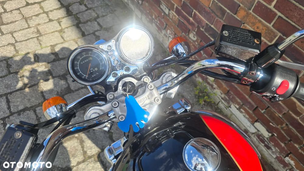 Triumph Thunderbird - 12