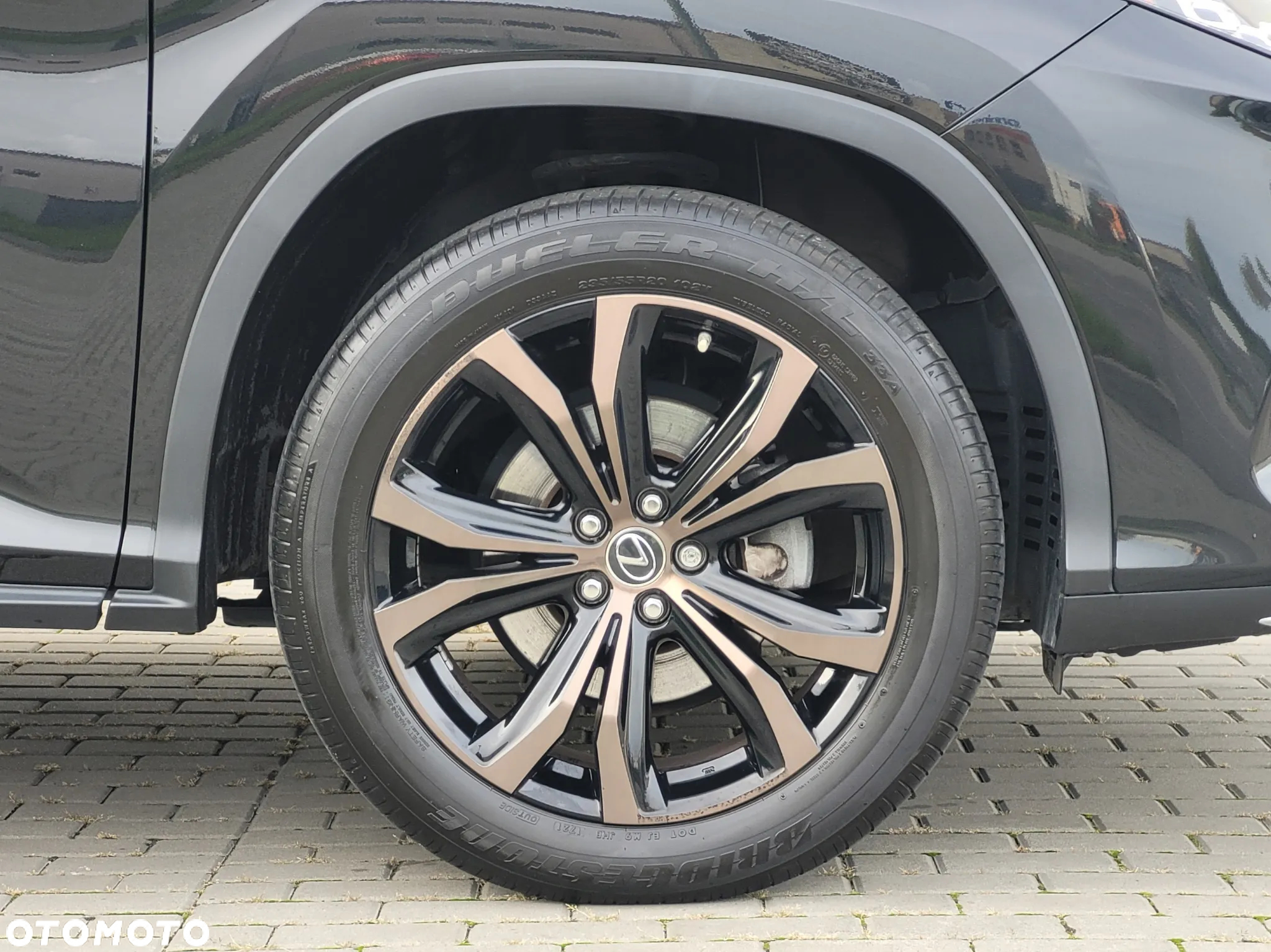 Lexus RX 450h F-Impression - 25