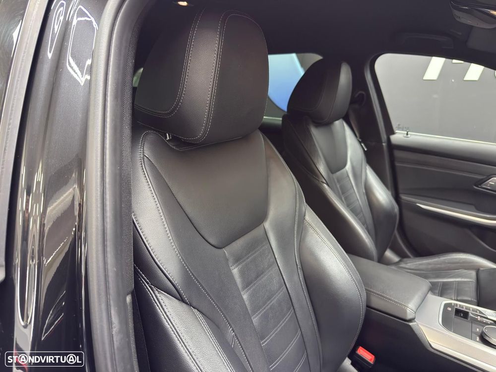 BMW 320 d Touring Line Sport Shadow Auto - 52