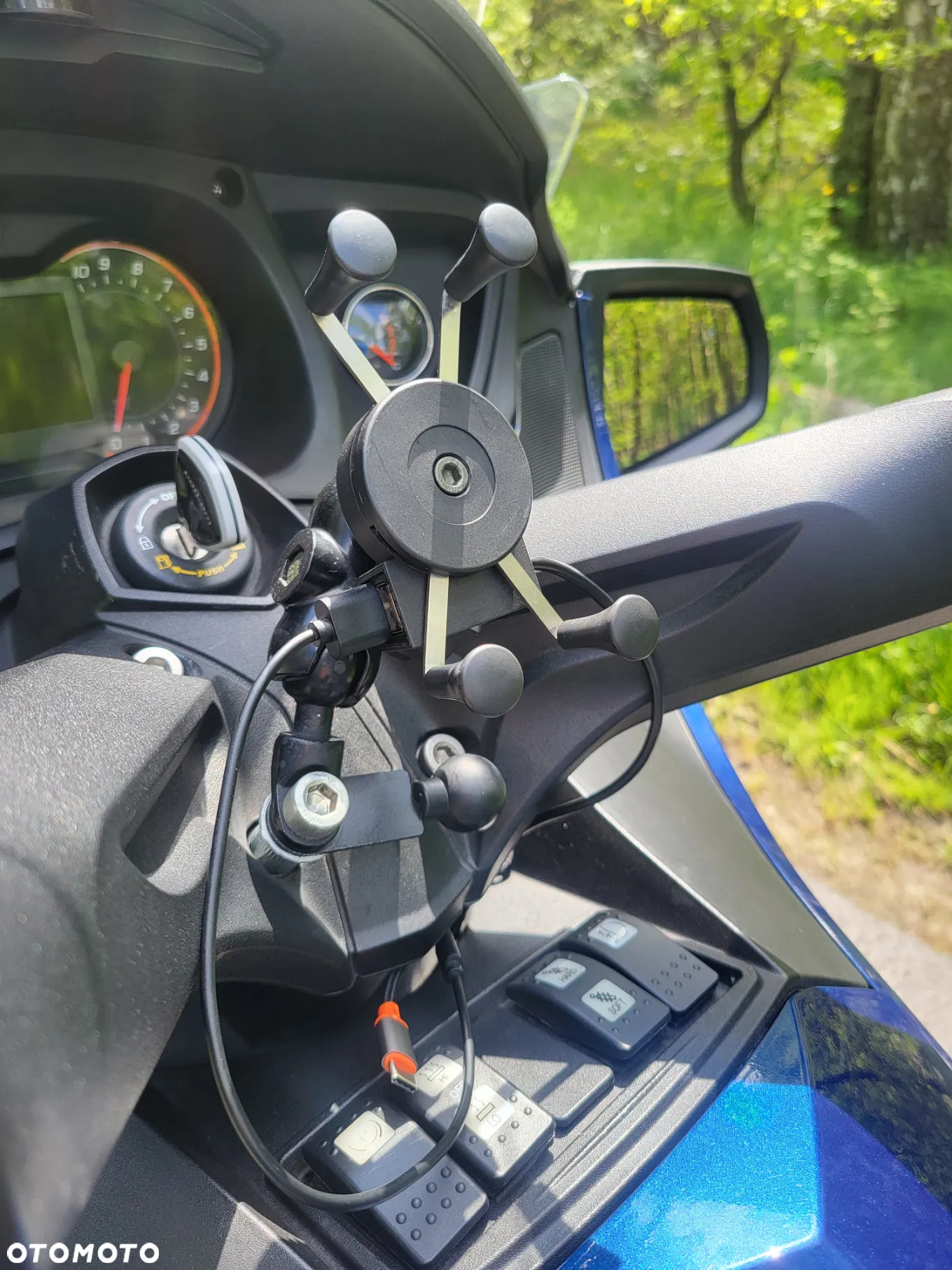 Can-Am Spyder - 7