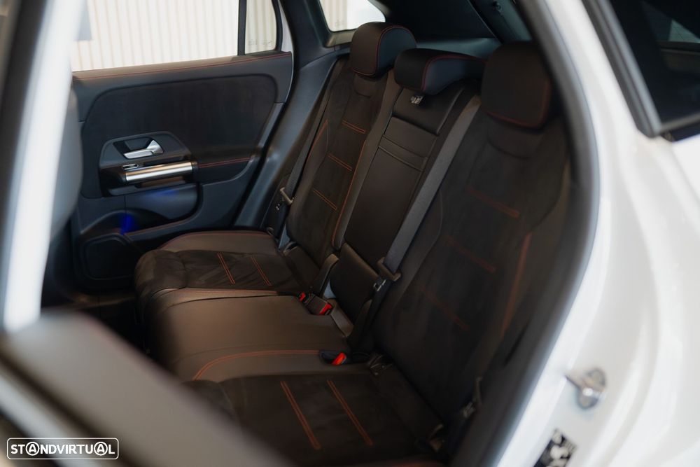 Mercedes-Benz GLA 250 e 8G-DCT AMG Line - 23