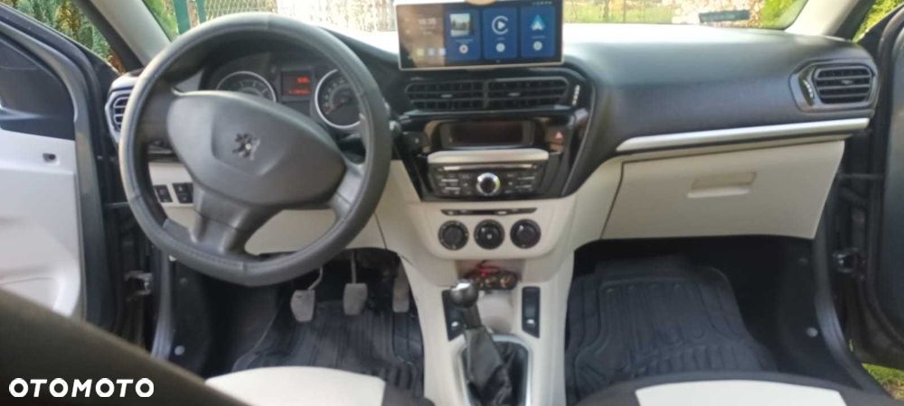 Peugeot 301 - 6