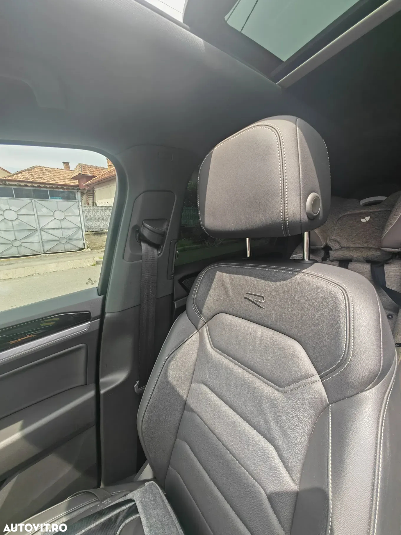 Volkswagen Touareg V6 TSI R-Style - 6