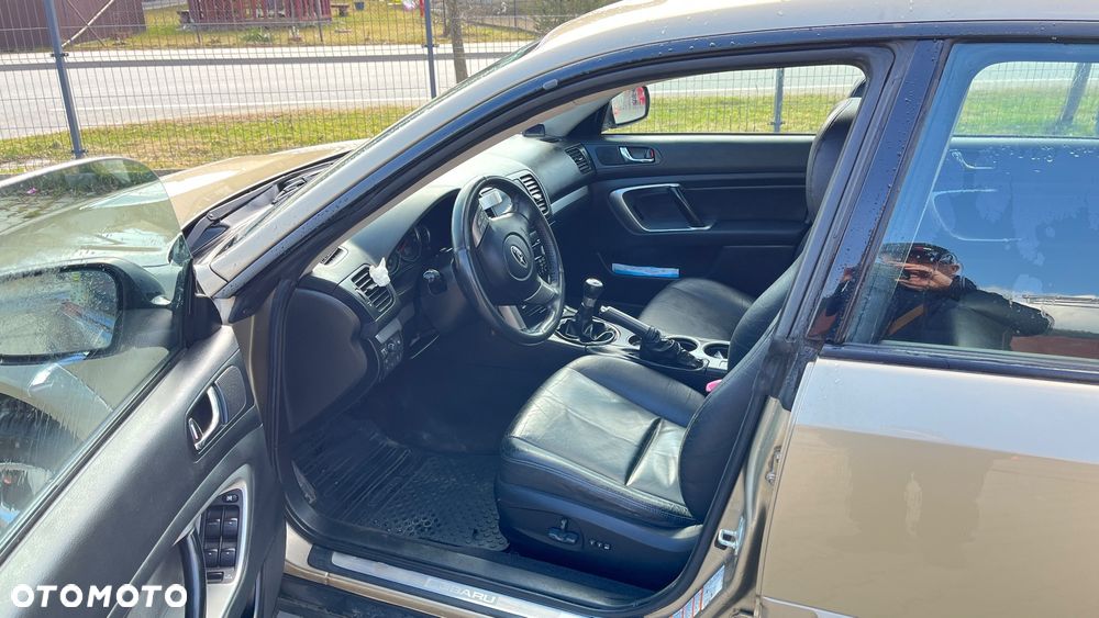 Subaru Outback - 9