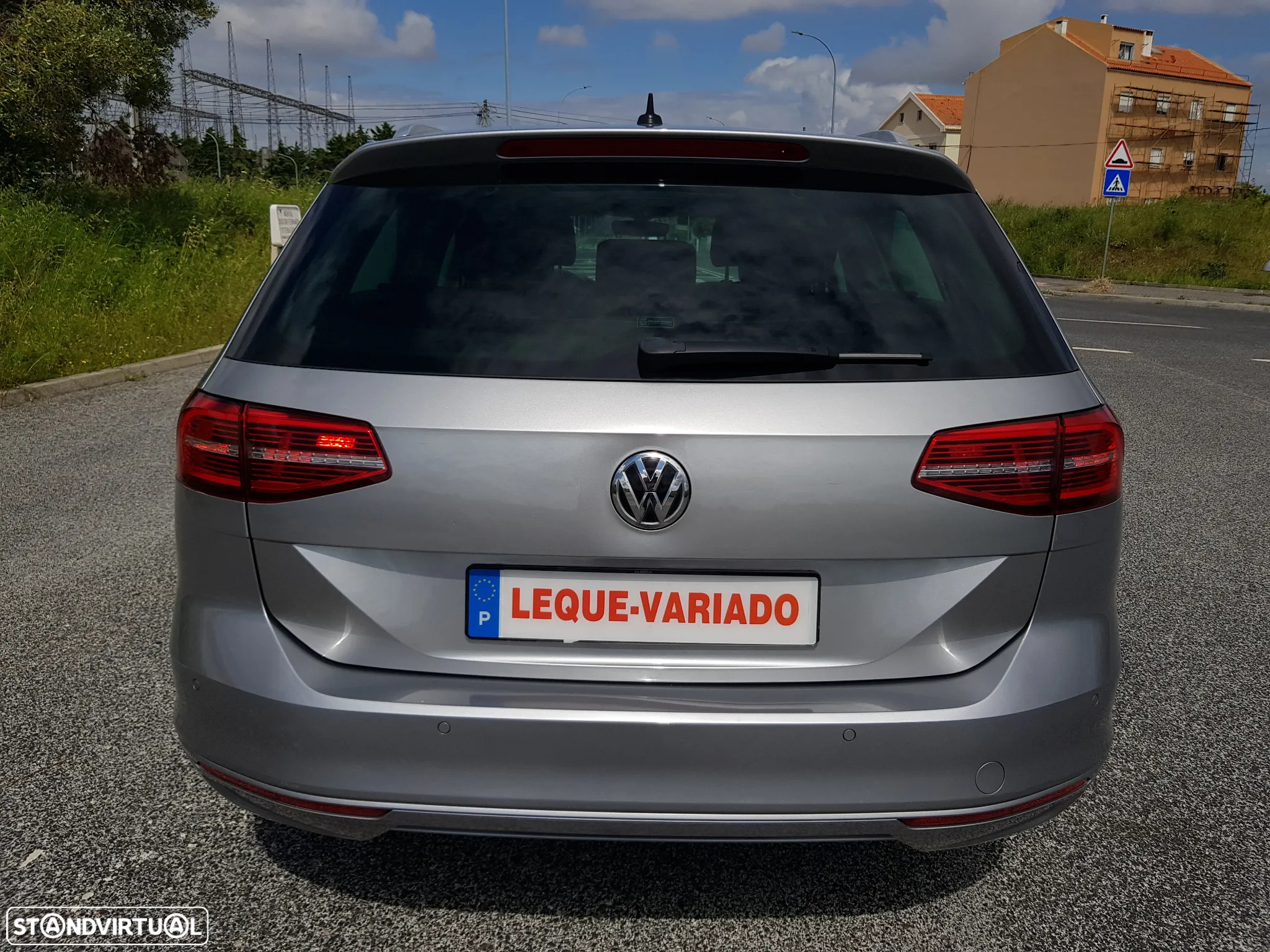 VW Passat Variant 1.6 TDI Highline DSG - 10