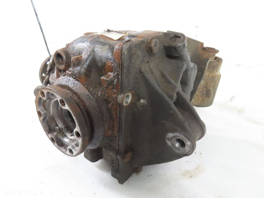 DYFER BMW E46 320 d 1428796 2,47 - 3