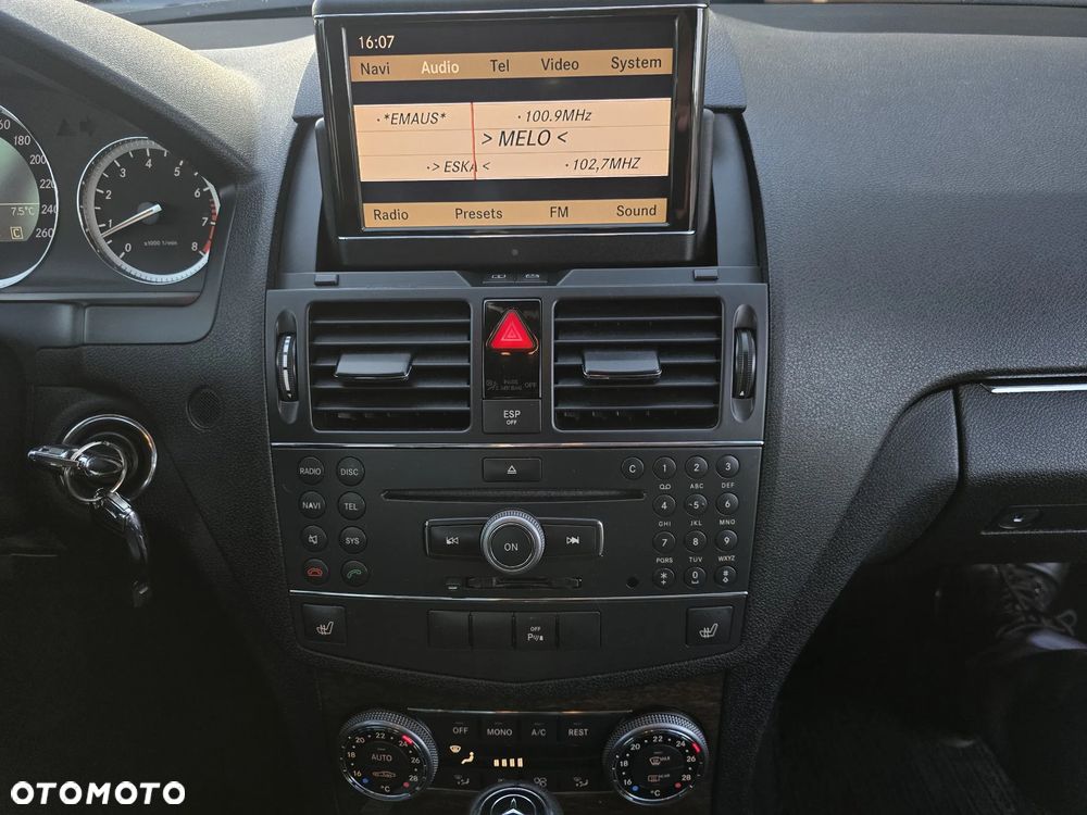 Mercedes-Benz Klasa C 280 7G-TRONIC Avantgarde - 21