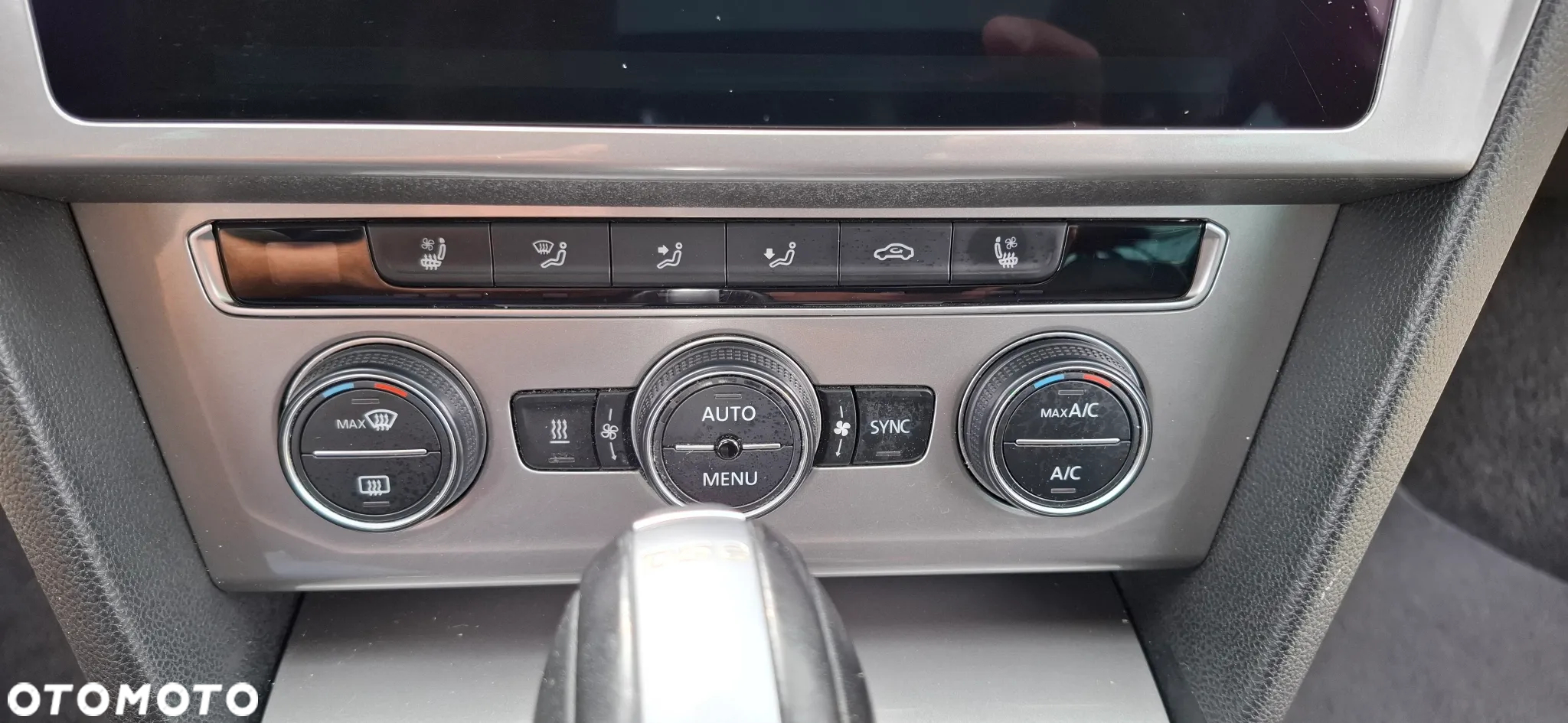 Volkswagen Passat 2.0 TDI Bi-Turbo BMT 4Mot Highline DSG - 13