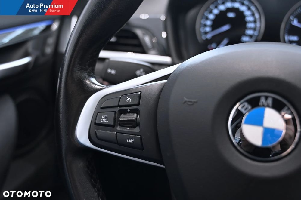 BMW X1 xDrive20d Sport Line - 6