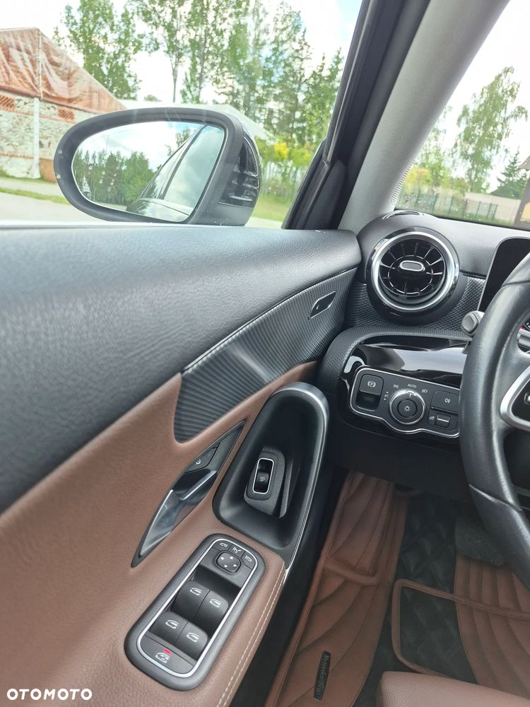 Mercedes-Benz Klasa A 250 7G-DCT Progressive - 20