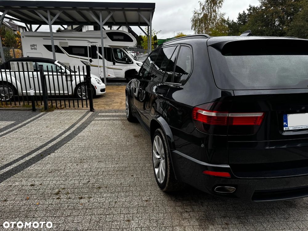 BMW X5 xDrive48i - 6