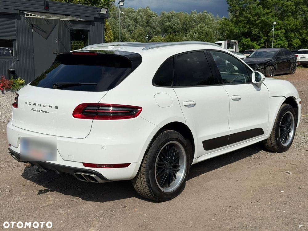 Porsche Macan Turbo PDK - 1