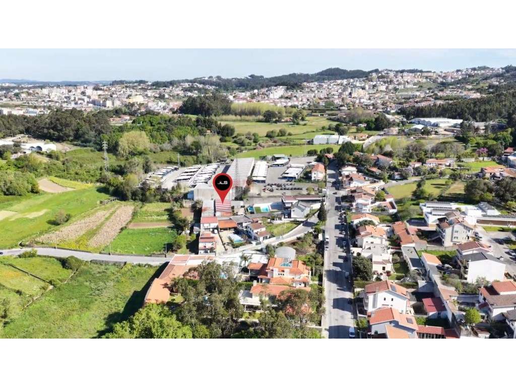 Armazém em Fânzeres com excelente área e acessos - Oportunidade de ... - Grande imagem: 4/13