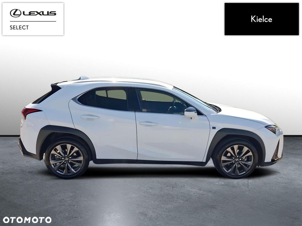 Lexus UX 300h F Sport Design - 7