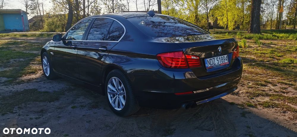 BMW Seria 5 525d - 6