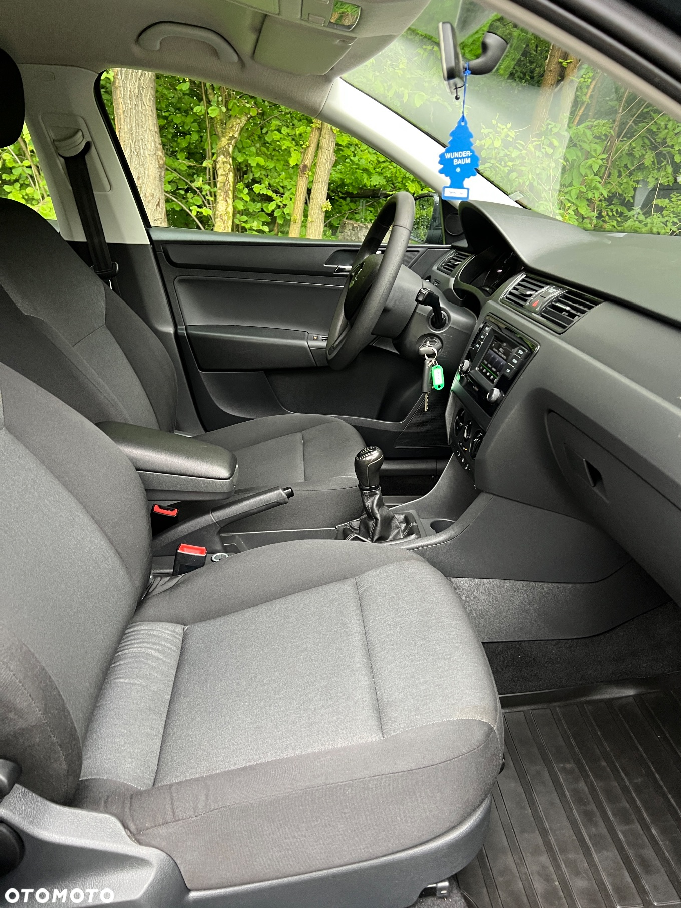 Skoda RAPID Spb 1.2 TSI Edition - 9
