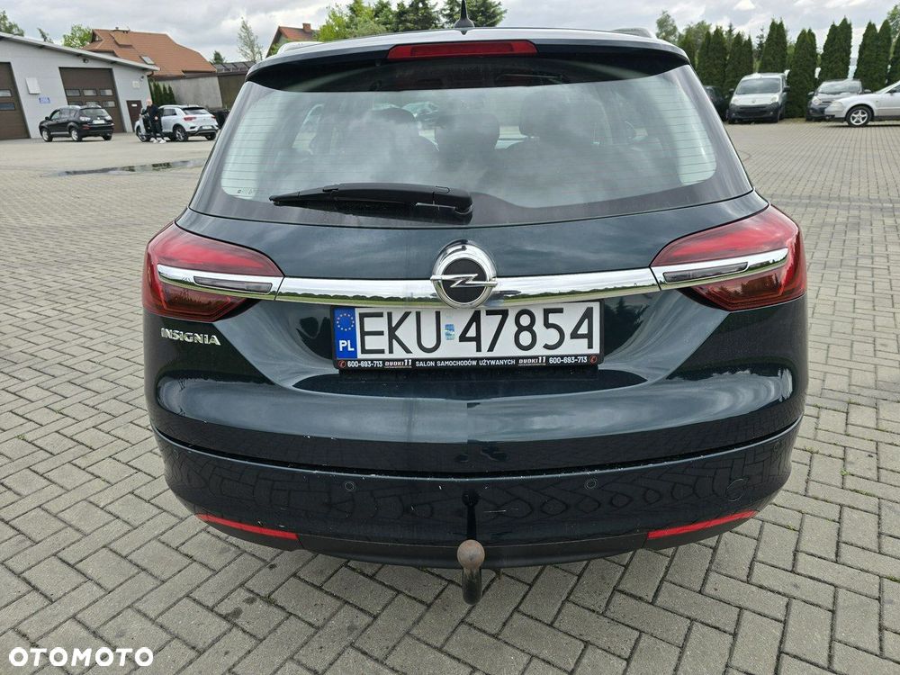 Opel Insignia - 12