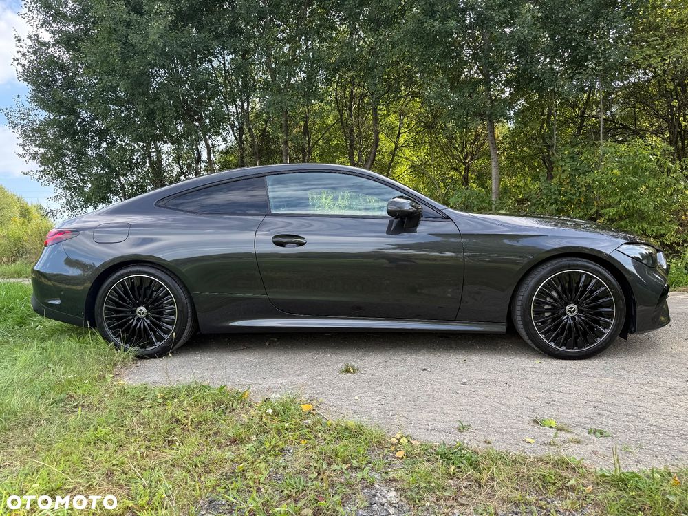 Mercedes-Benz CLE - 24