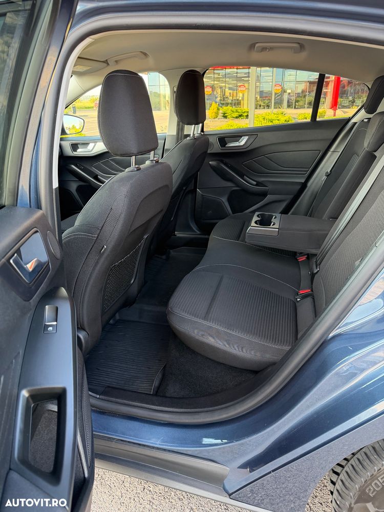 Ford Focus 1.0 EcoBoost MHEV Titanium X - 10