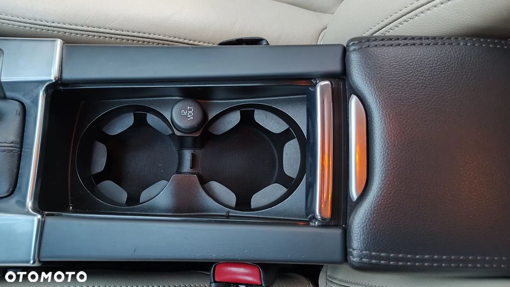 Volvo XC 60 D5 AWD Summum - 16