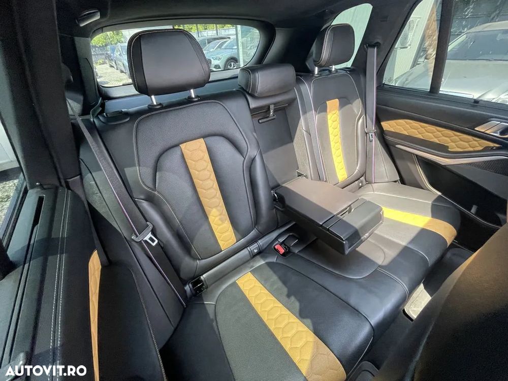 BMW X5 M Competition - 18