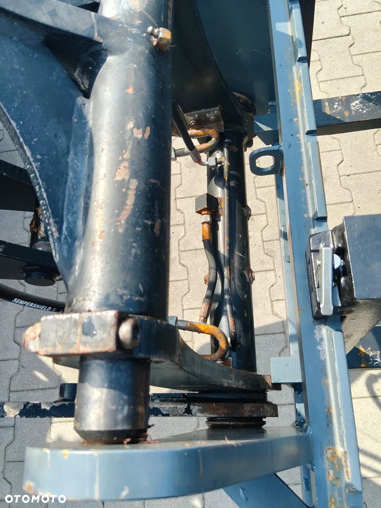 JCB 406 - 9