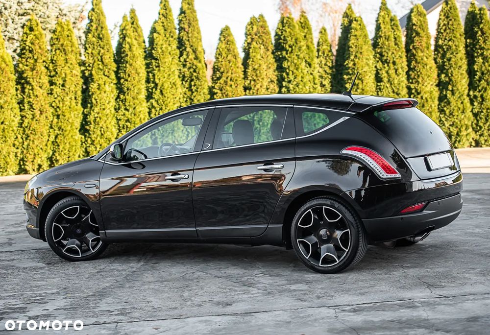 Lancia Delta 1.9 MultiJet 16V Twinturbo Gold - 10