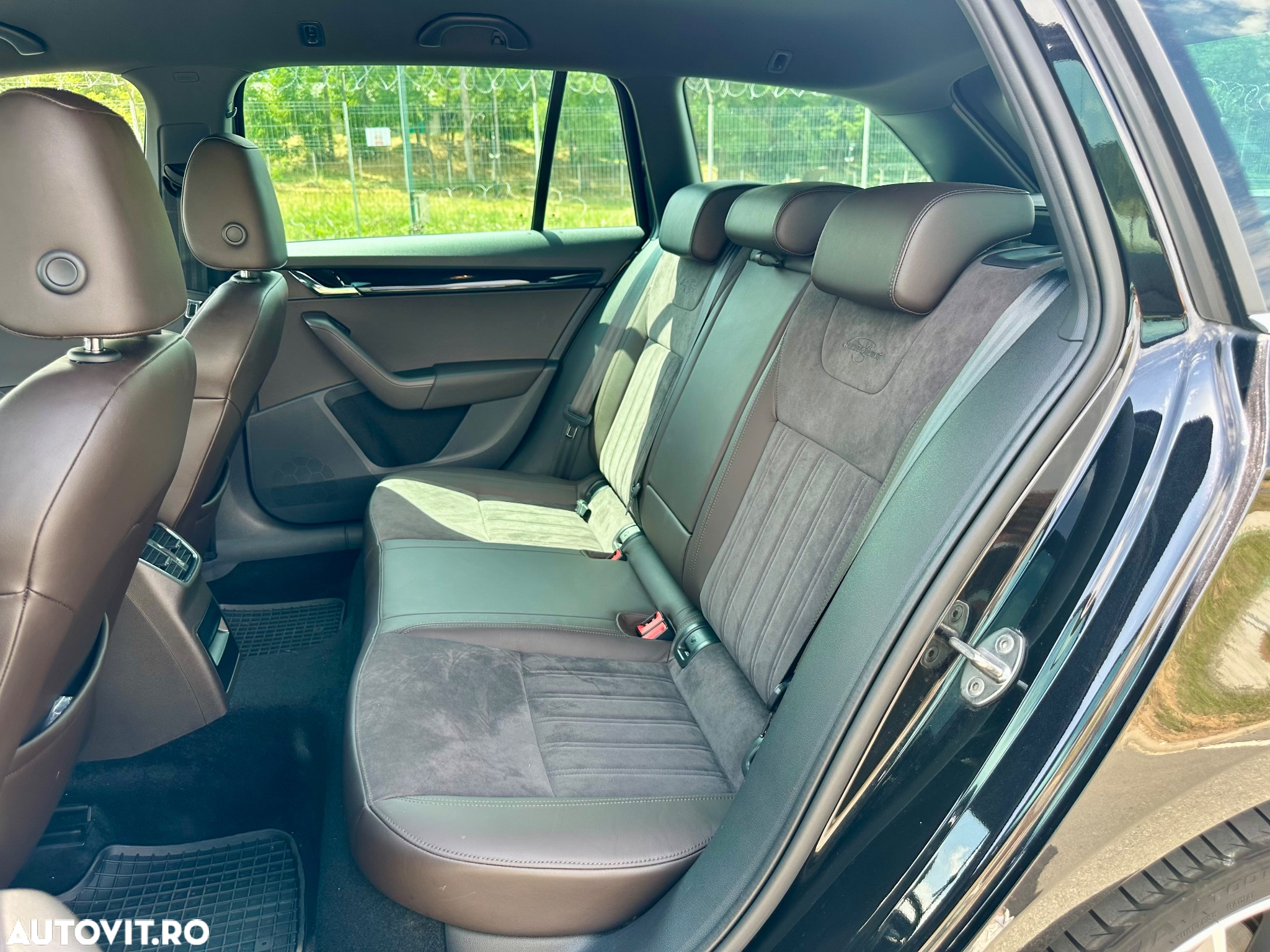 Skoda Octavia 2.0 TDI DSG L&K - 15