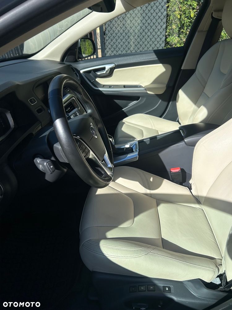 Volvo S60 T5 Drive-E R-Design Momentum - 12