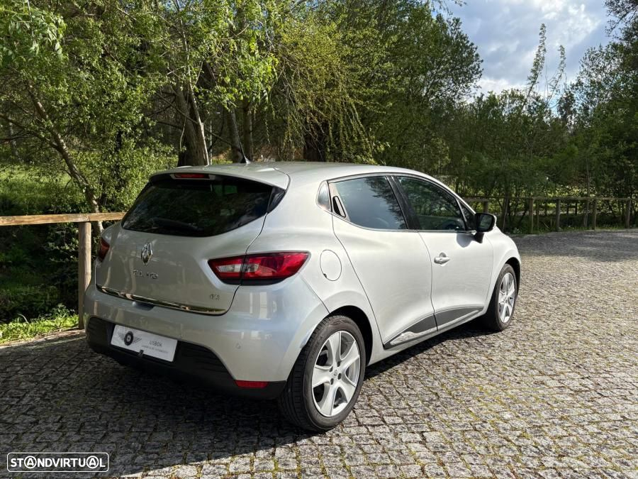 Renault Clio 1.5 dCi Dynamique S - 12