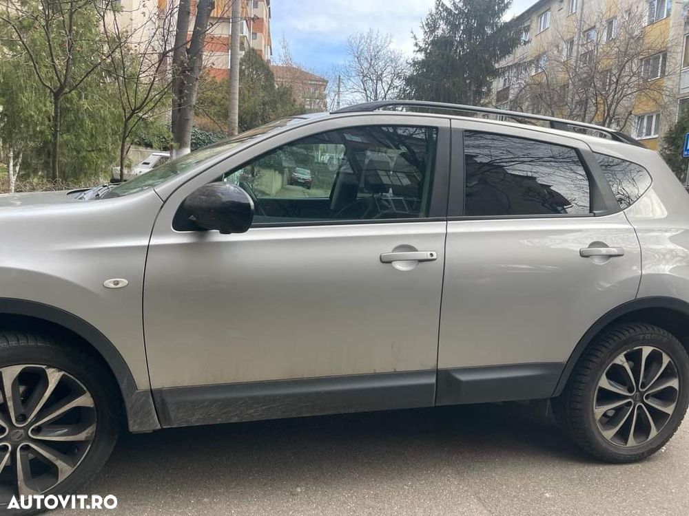 Nissan Qashqai - 2