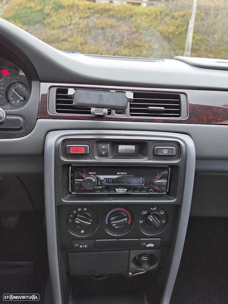 Honda Civic 1.4i S - 24