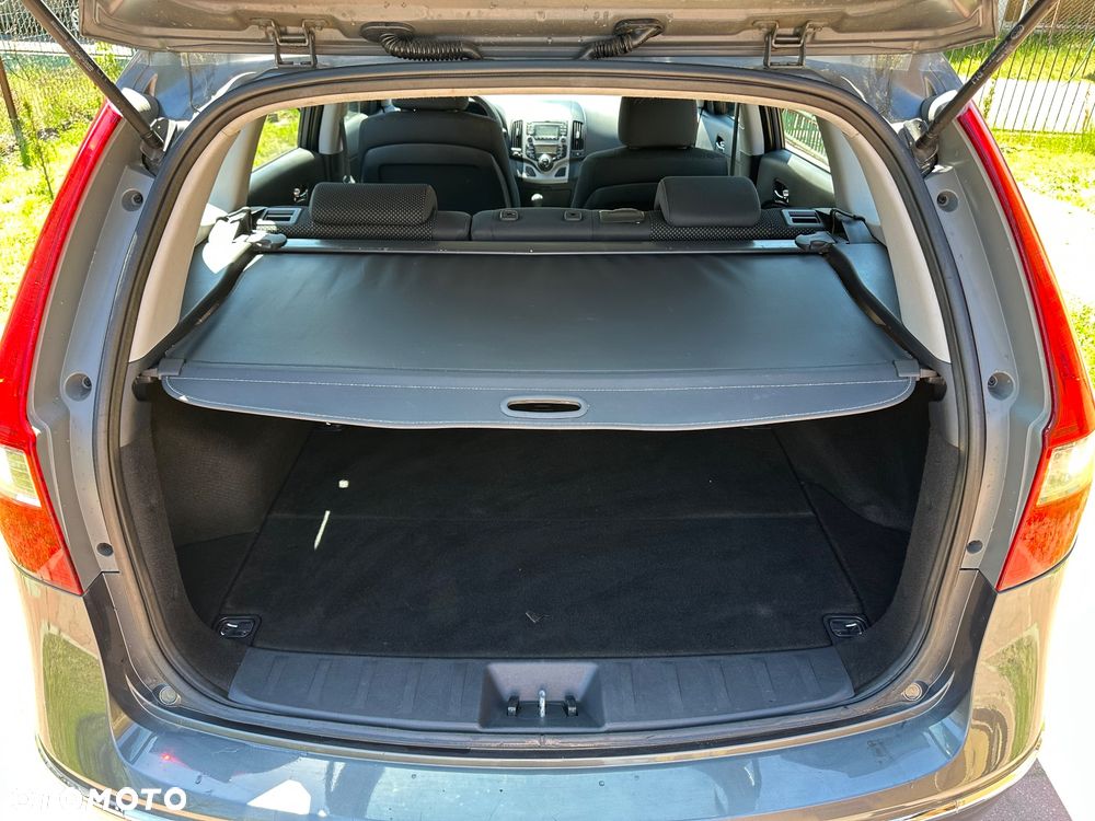 Hyundai i30 1.6 Premium - 19