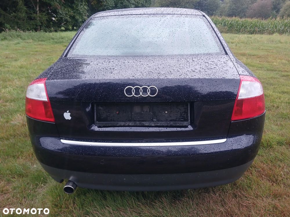Audi A4 Limousine - 6