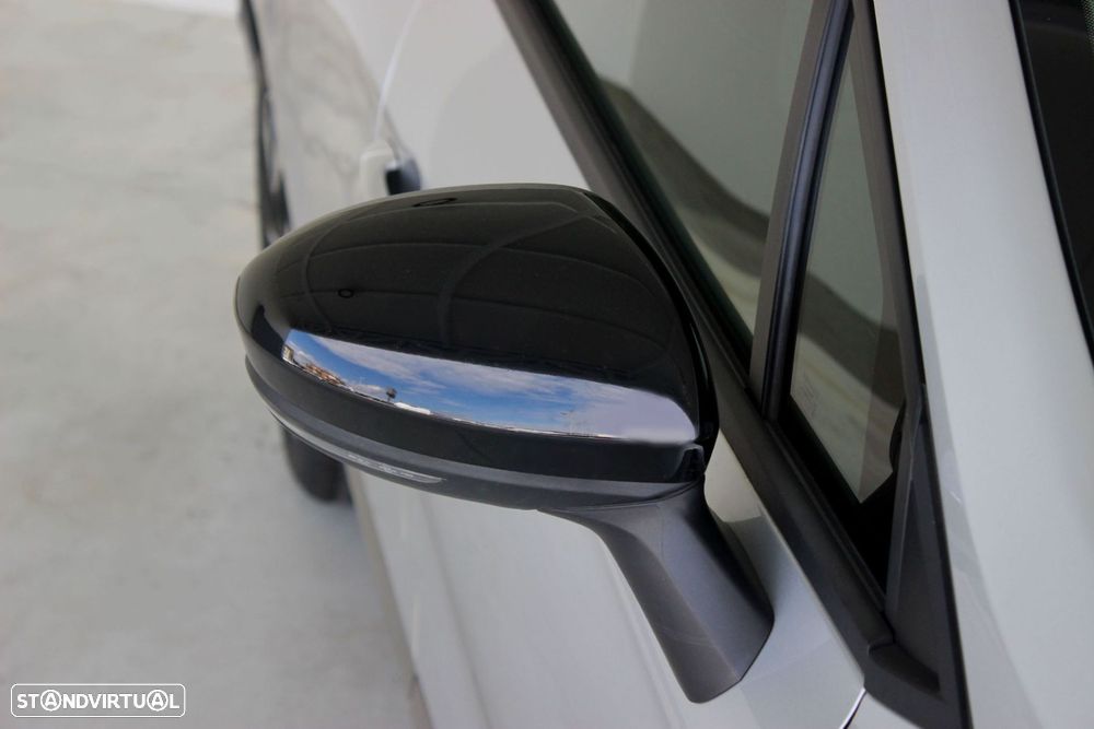 Renault Clio 1.0 TCe Limited Bi-Fuel - 4