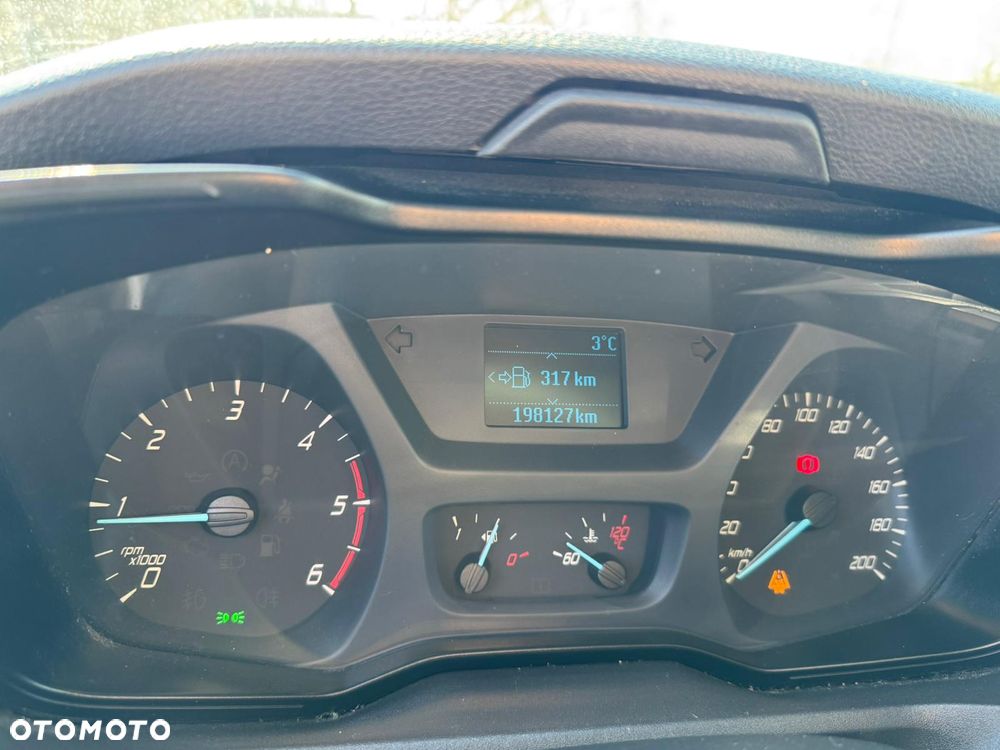 Ford TRANSIT - 13