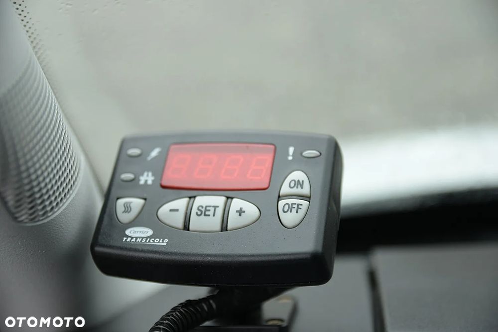 Iveco DAILY 35-150 * 3.0 Diesel 150KM * CHŁODNIA CARRIER XARIOS 500 * SUPER ZADBANE! - 29