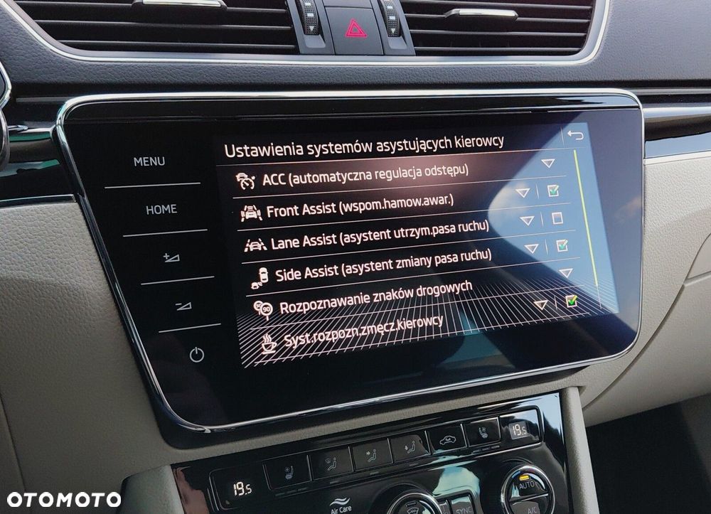 Skoda Superb 2.0 TSI 4x4 L&K DSG - 33