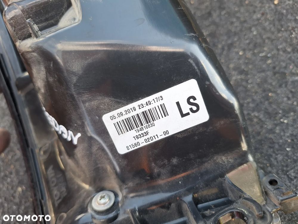 LAMPA TYŁ TYLNA LEWA TOYOTA COROLLA E21 IX SEDAN 81560-02D11 - 6