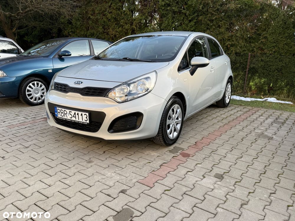 Kia Rio - 1