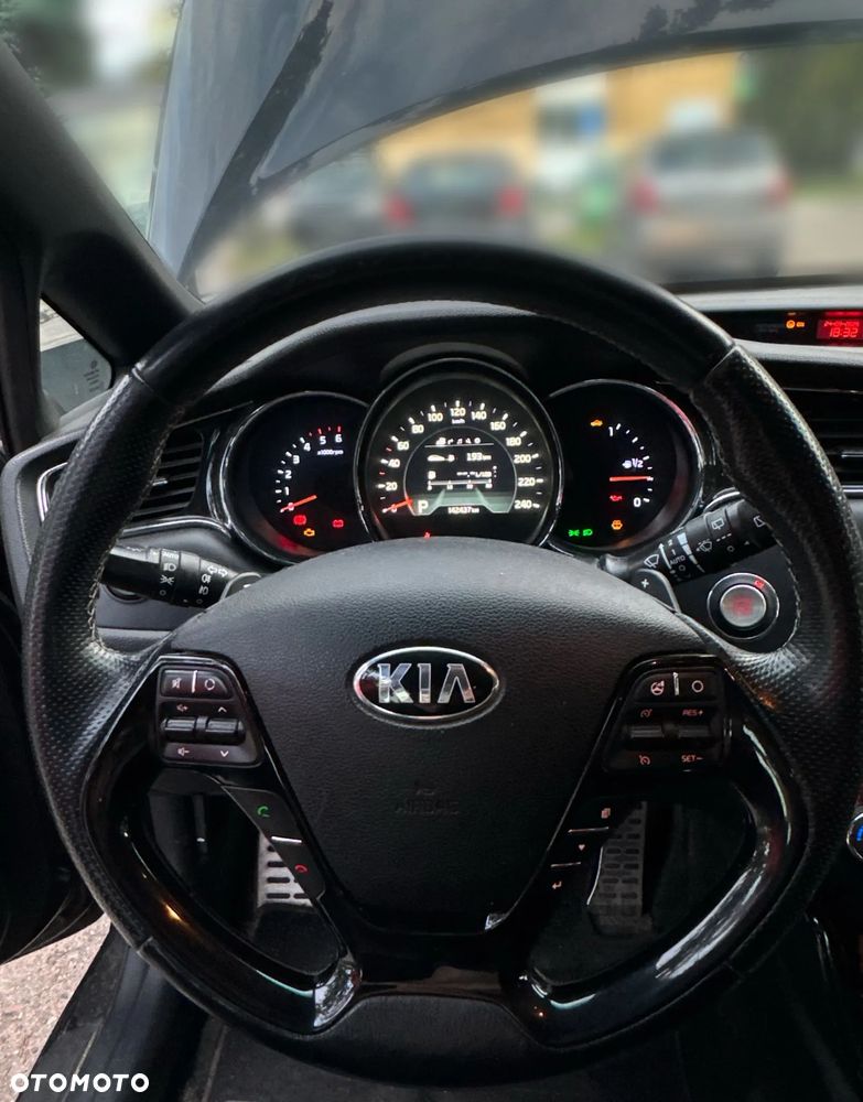 Kia Ceed Cee'd 1.6 CRDi GT Line DCT - 9