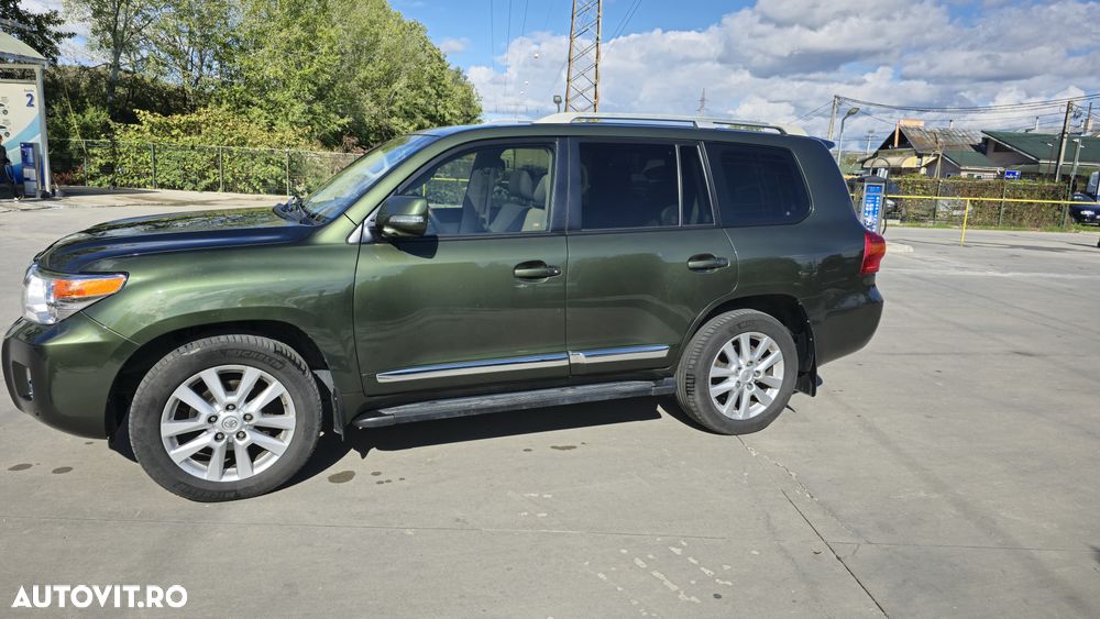 Toyota Land Cruiser 4.5 D-4D V8 Luxury - 4