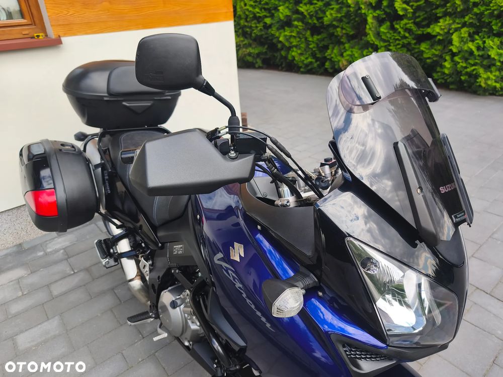 Suzuki DL - 10