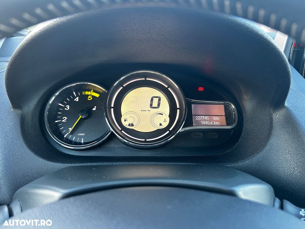 Renault Megane - 17