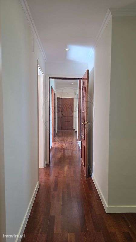 Apartamento T4 para venda - Grande imagem: 3/5
