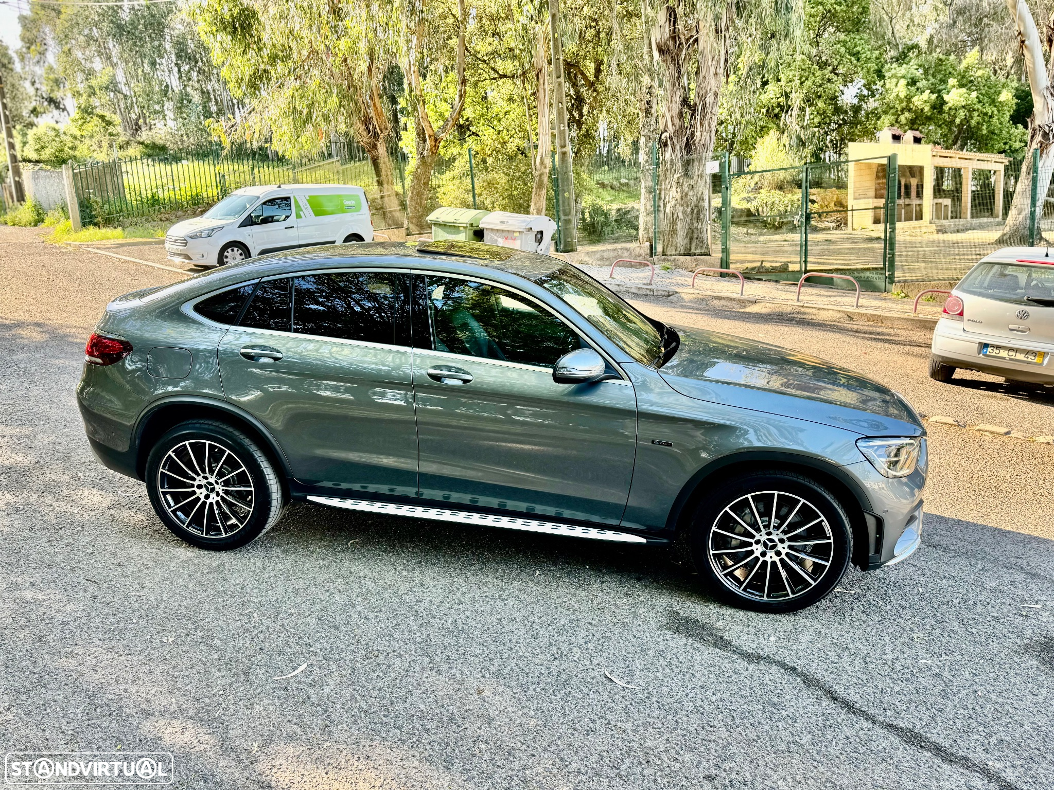 Mercedes-Benz GLC 300 Coupe de 4Matic 9G-TRONIC AMG Line Plus - 17