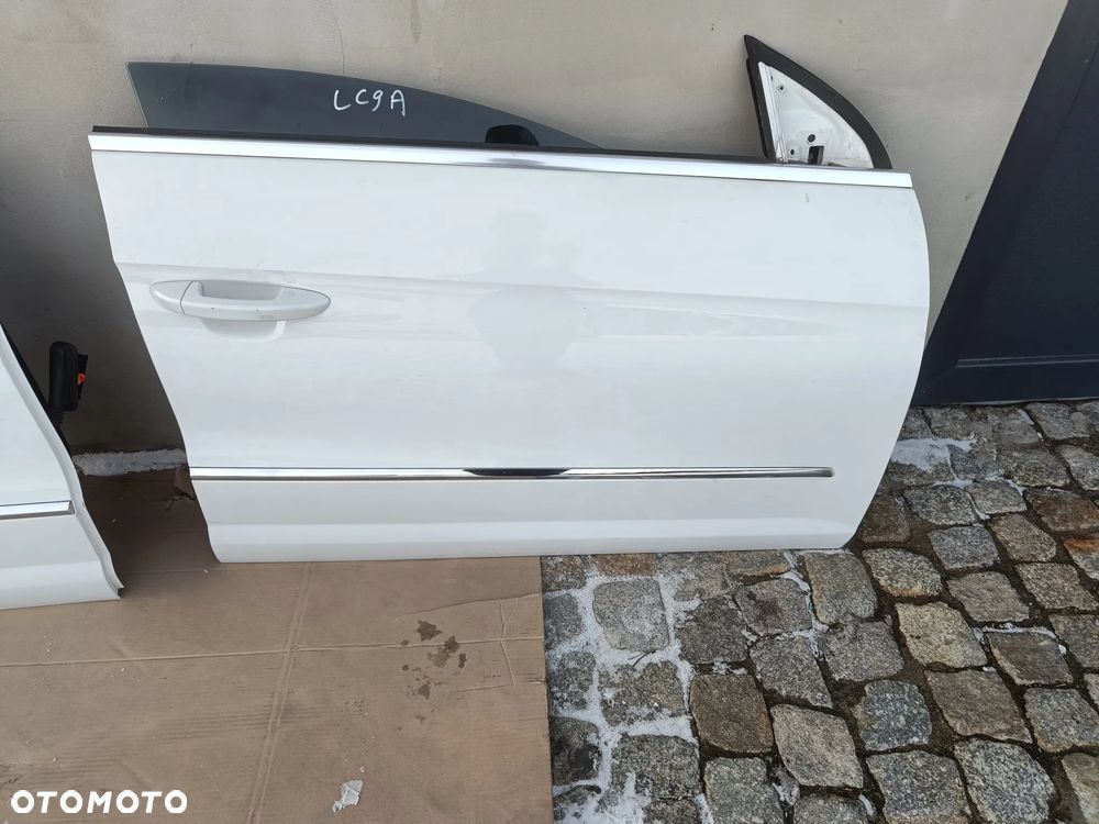 Drzwi Prawe Przednie VW CC Passat CC lift FL Prawy Przód LC9A - 1