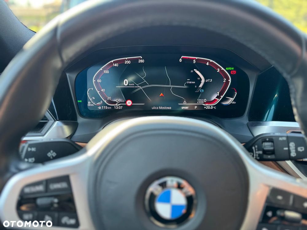 BMW Seria 3 318d Touring Luxury Line - 21