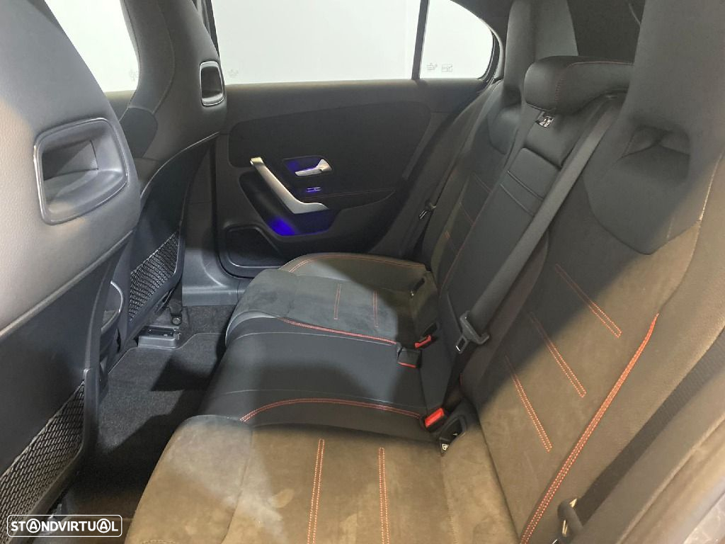 Mercedes-Benz A 250 e - 16