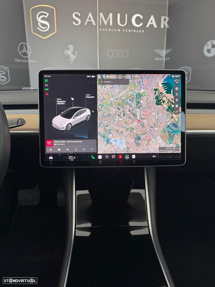Tesla Model 3 - 25